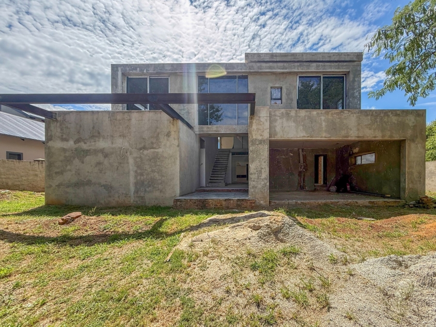 4 Bedroom Property for Sale in The Islands Estates North West